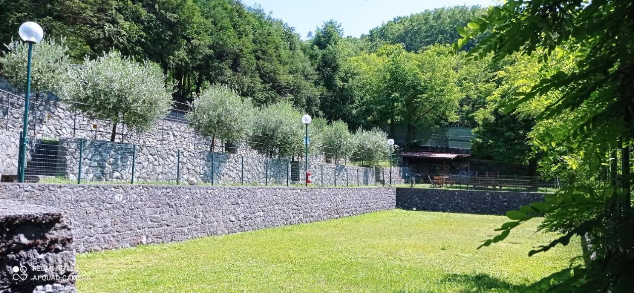 Готель Parco Vacanze Bracchetto Vetta Carrodano Inferiore Екстер'єр фото