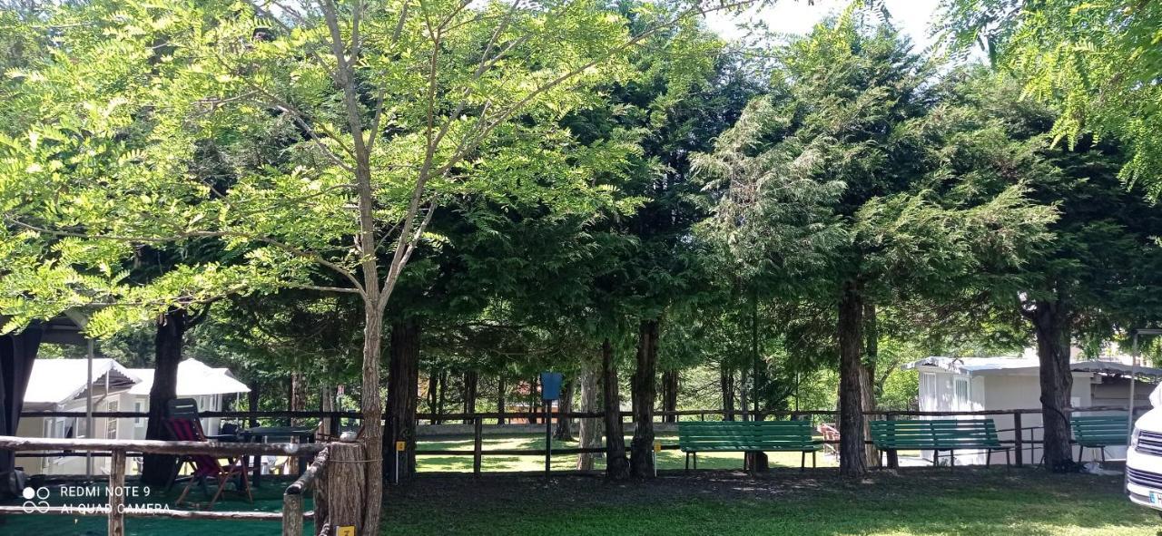 Готель Parco Vacanze Bracchetto Vetta Carrodano Inferiore Екстер'єр фото